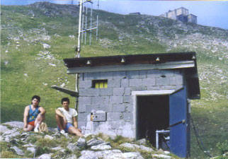 Foto originale del ripetitore al Cimone